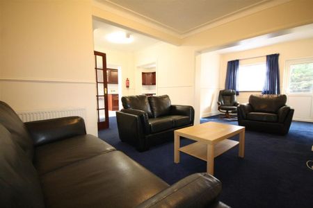 5 bedroom semi-detached house to rent - Photo 5