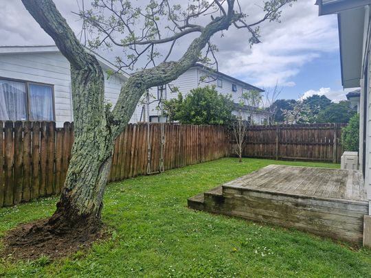 2/321 Weymouth Road, Weymouth - Photo 1