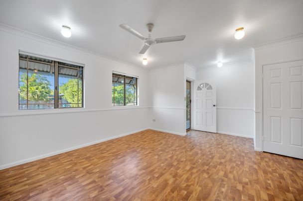 Freshly Painted Family Home - Photo 1