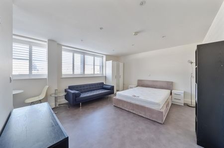 Studio to rent - Photo 3