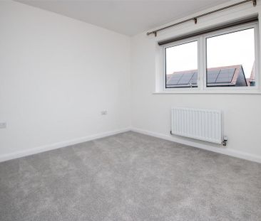 3 bedroom detached house to rent - Photo 4