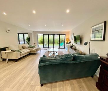 4 bedroom detached house to rent - Photo 1