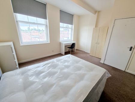 2 Bed Student Accommodation - Photo 5