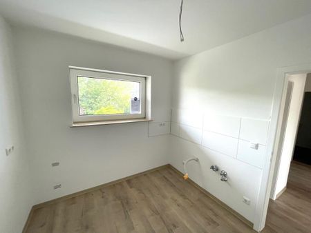 Barrierearme Wohnung mit Balkon und 2 Zimmern in freundlicher Lage von Menden - Photo 2