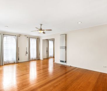 4 Bernard Crescent, Bundoora, Vic 3083 - Photo 3