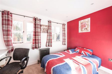 3 bedroom semi-detached house to rent - Photo 4