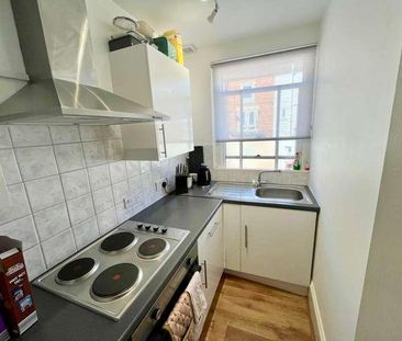 West Street Banbury, OX16 - Photo 4