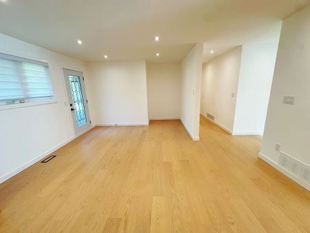 For Lease - 2417 Mississauga Road Unit# Main, Mississauga, Ontario - Photo 4