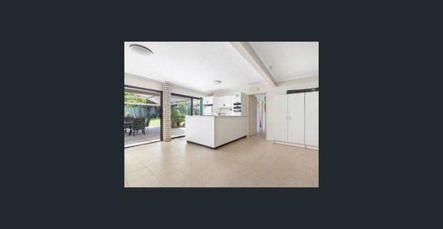 Large Family Home in Matthew Pearce Catchment! - Photo 1