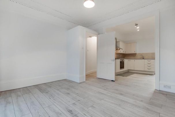 1 bedroom flat to rent - Photo 1