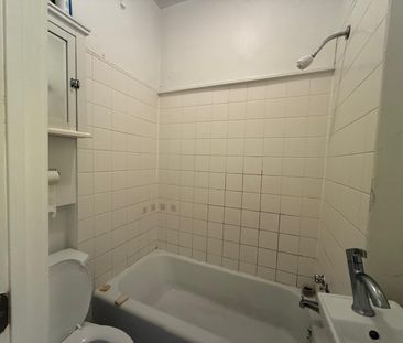 425 Daly - Photo 6