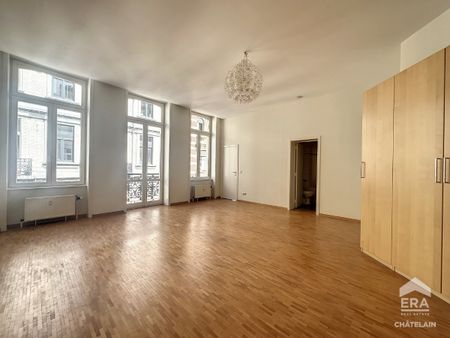 Studio met balkon te huur in Sint-Gillis - Photo 2