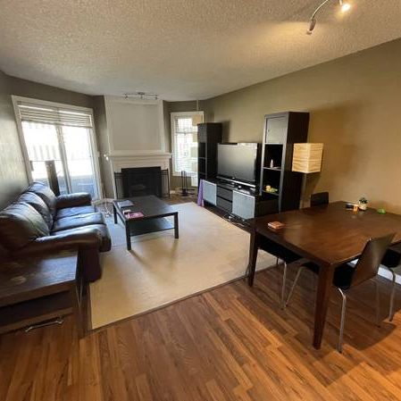 Furnished 1 Bedroom 1 Bath + 1 Parking -VGH Great Location! - Photo 1