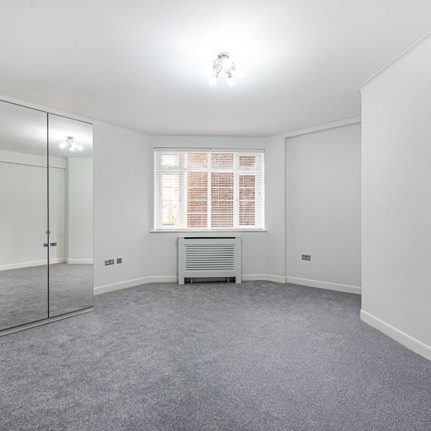 Adelaide Road, Belsize Park, London, NW3 - Photo 1