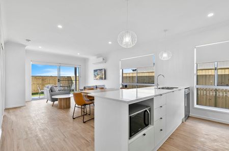 30 Magnetic Street, Morayfield QLD 4506 - House For Rent - $695 | Domain - Photo 3