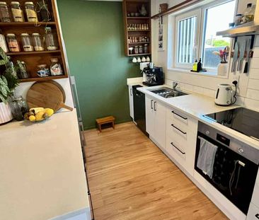 Two Bedroom Apartment - Photo 1