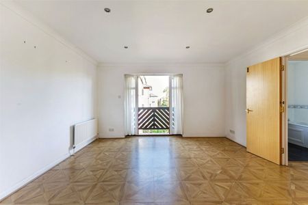 Lichfield Gardens, Richmond, TW9 flat to rent - Photo 2