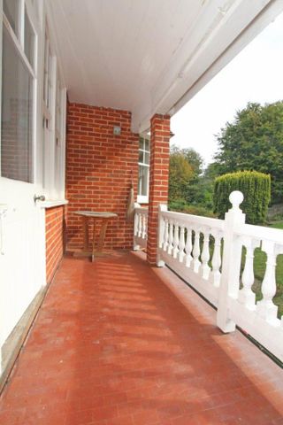 3 bedroom flat to rent - Photo 2