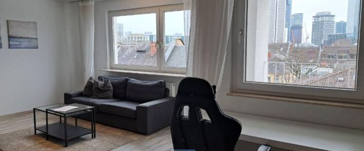 PENTHOUSE im WESTEND: 2,5 Zimmer mit Balkon und Skyline Blick - Photo 1