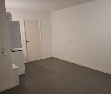 Location Appartement 1 pièce 33m² AULNOY LEZ VALENCIENNES 59300 - Photo 6