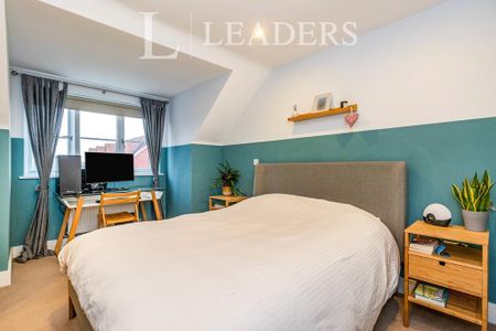 4 bedroom house to rent - Photo 3