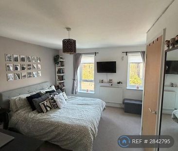 2 bedroom semi-detached house to rent - Photo 3