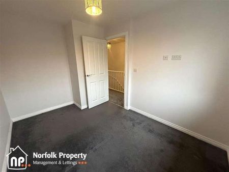 Queen Hill, NR8 - Photo 3