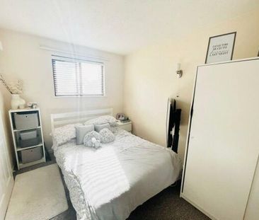 1 bedroom detached house to rent - Photo 2