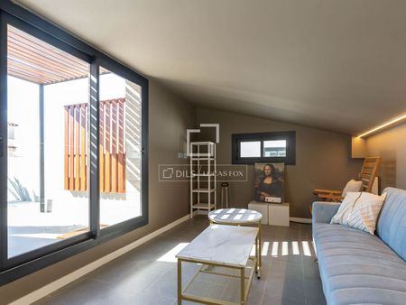 Loft-style terraced house for rent with private pool overlooking the city, garage and optional tourist licence in Finestrelles, Barcelonaa - Foto 3