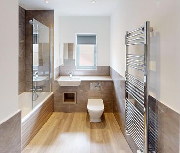 4 bedroom detached house to rent - Photo 1