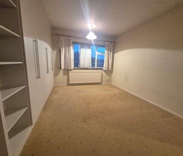 St Marys Avenue South, Southall, UB2 - Photo 3