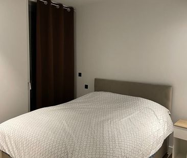 1 Bed Flat, Faraday House, SW11 - Photo 4