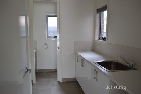 57 Primula Avenue, Brooklyn VIC 3012 - House For Rent | Domain - Photo 5