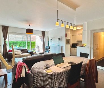 Zonnig tweeslaapkamerappartement met tuin en autostaanplaats in Zwi... - Foto 2
