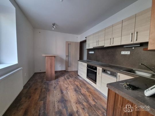 Pronájem bytu 1+1 37 m2 - Fotografie 1