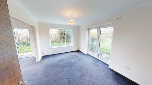 5 bedroom detached house to rent - Photo 1