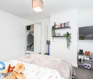 4 bed Semi-Detached House for Rent - Photo 3