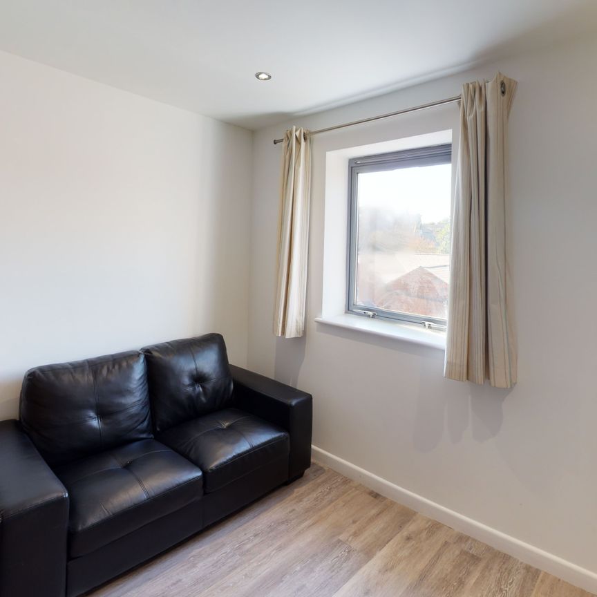 2.3 Cymbeline House, NG1 4FQ, NOTTINGHAM - Photo 1