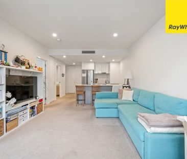Superb Inner City Living! One Bedroom Plus Study - Photo 2