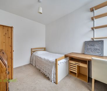 Sunnydene Road, Purley, CR8 - Photo 5