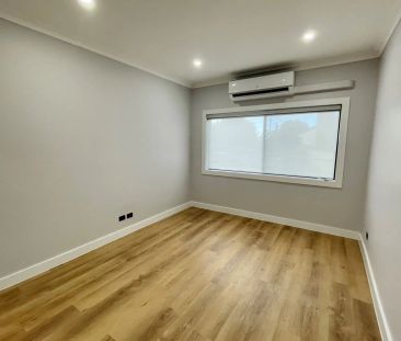 Renovated Home & Convenient Location in Warrimoo! - Photo 2