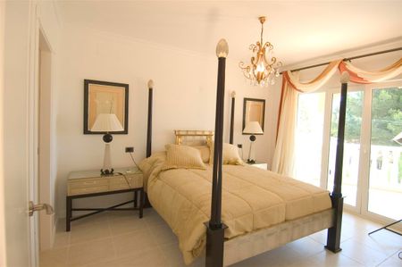 Apartment for Rental in Moraira - Photo 2