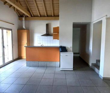 Location appartement rénové 3 pièces 75.31 m² à Scionzier (74950) 4 - Photo 4