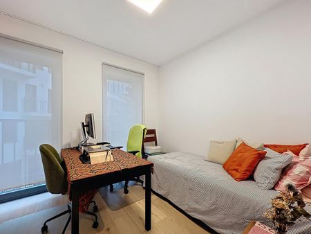 European Quarter: Beautiful new apt. 2 br. + terrace - Photo 5