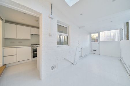 Albert Road, London, SE25 - Photo 4