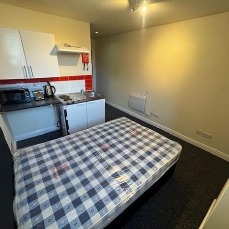 Studio to rent - Photo 4