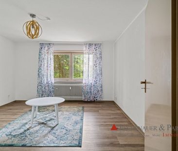 Wohnen trifft Natur - Großzügige Gartenwohnung mit Einbauküche - Photo 1