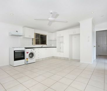 DUAL LIVING PLUS WORK FROM HOME OR EXTRA SPACE FOR FAMILY ACTIVITIE... - Photo 6