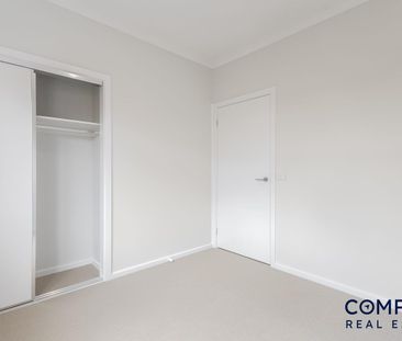 Spacious Family Home - Photo 3