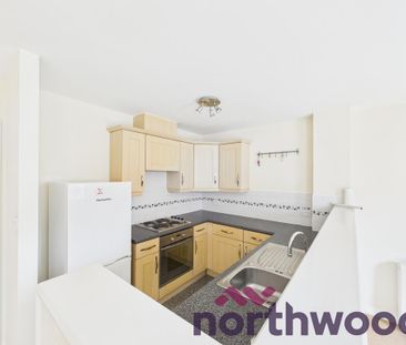 2 bedroom flat to rent - Photo 6